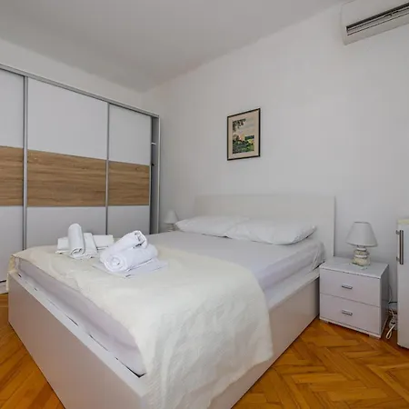 Double Bedroom Seaview *