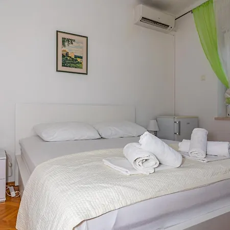 Double Bedroom Seaview