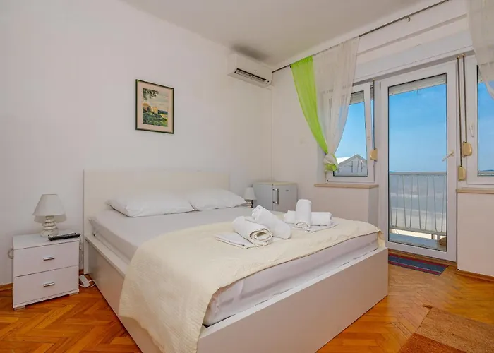Double Bedroom Seaview *