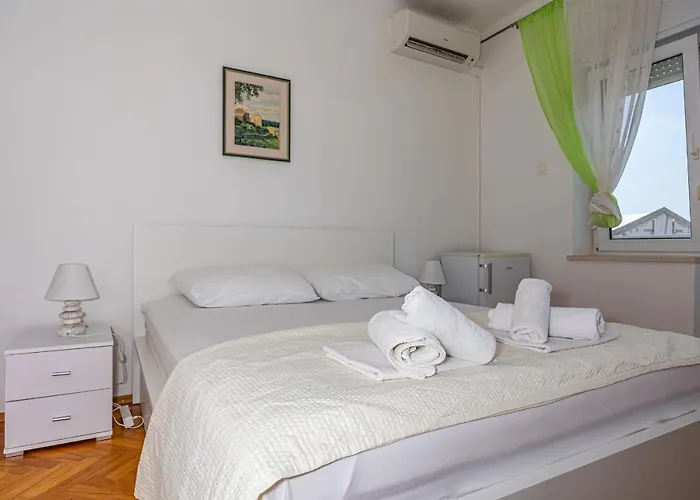Double Bedroom Seaview