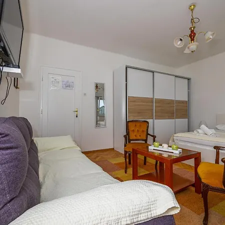 Double Bedroom Seaview